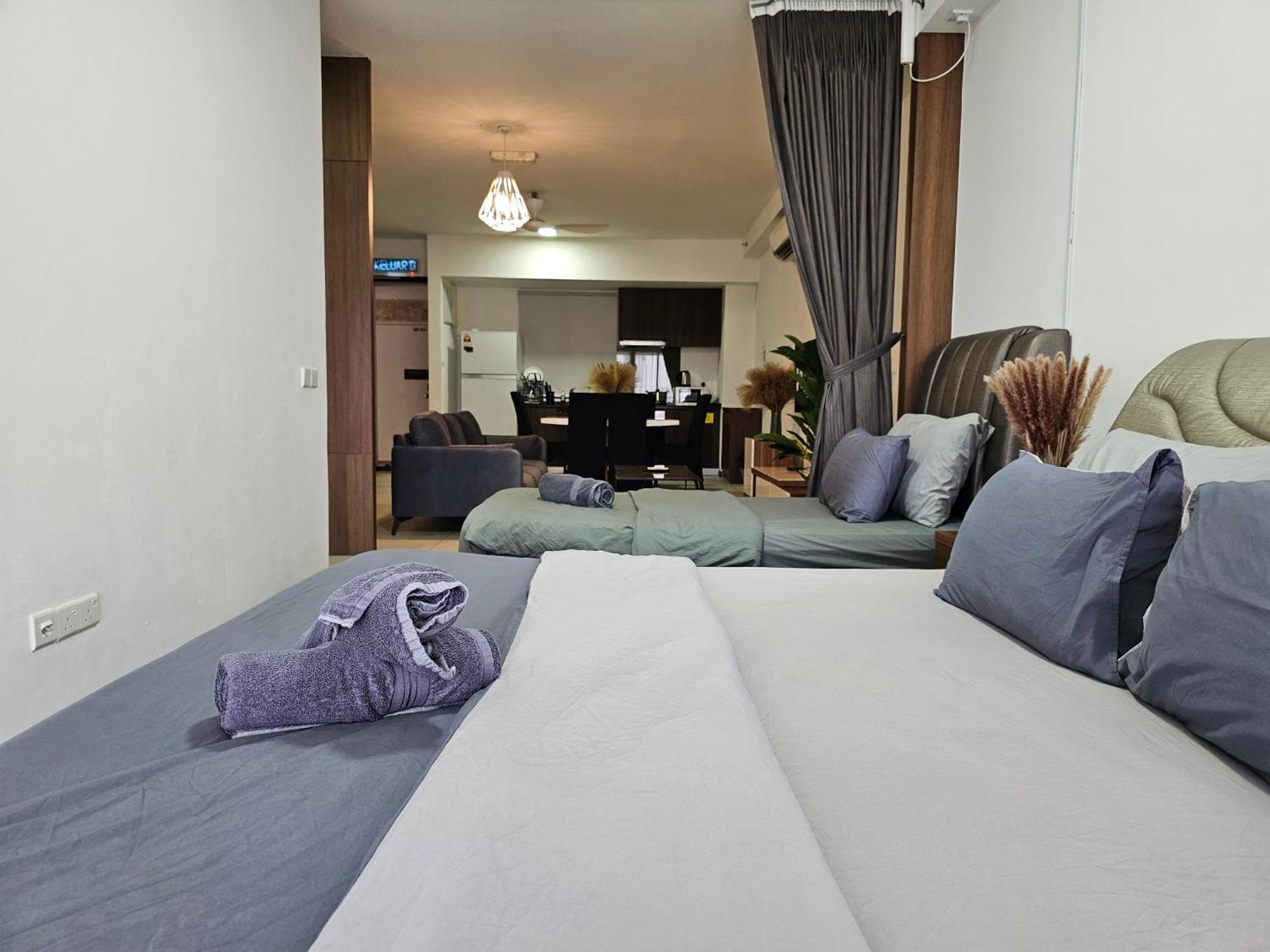 Deluxe Seaview Suite Twin Bed By The Only Bnb Tanjung Tokong Eksteriør bilde
