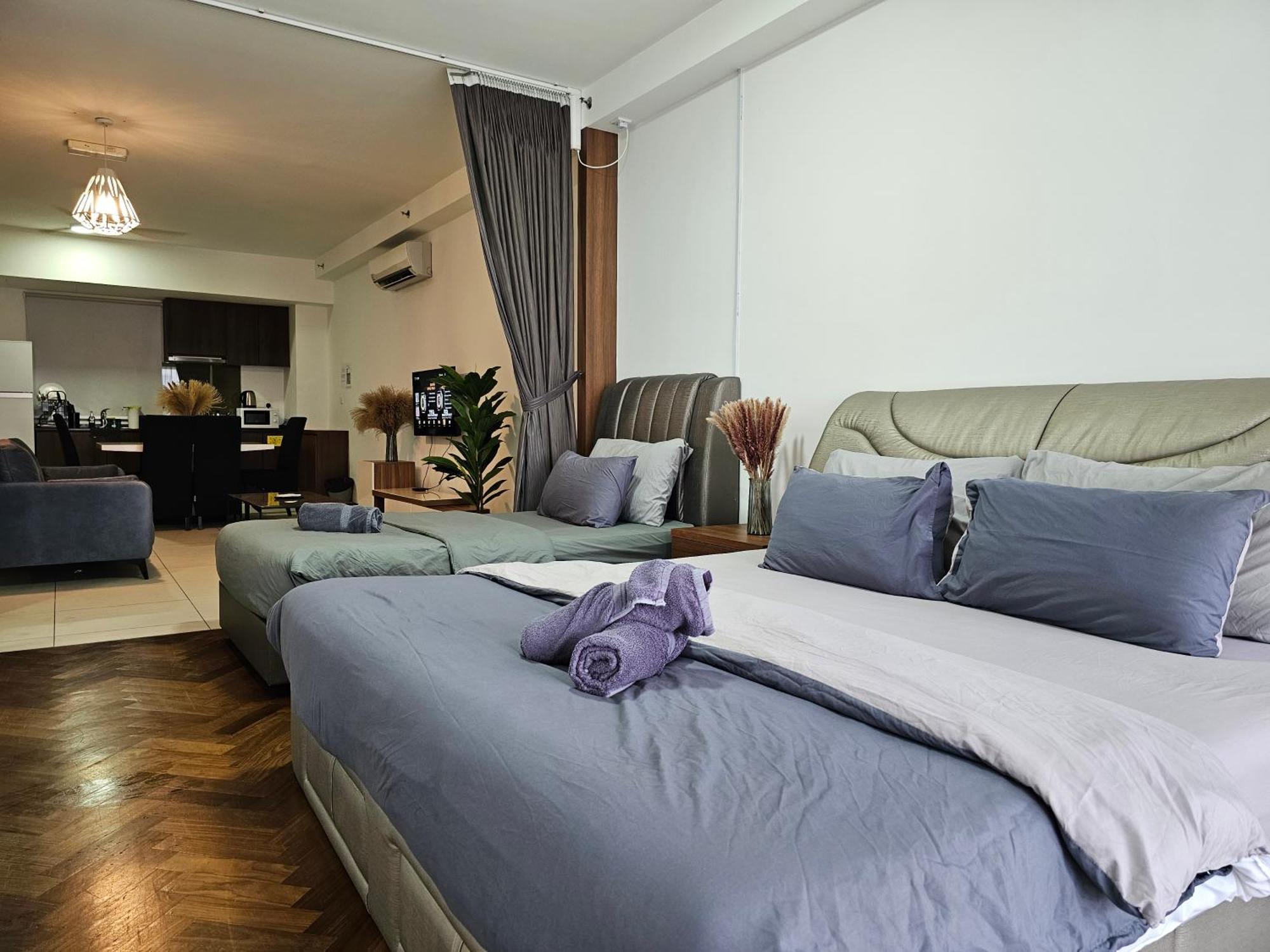 Deluxe Seaview Suite Twin Bed By The Only Bnb Tanjung Tokong Eksteriør bilde